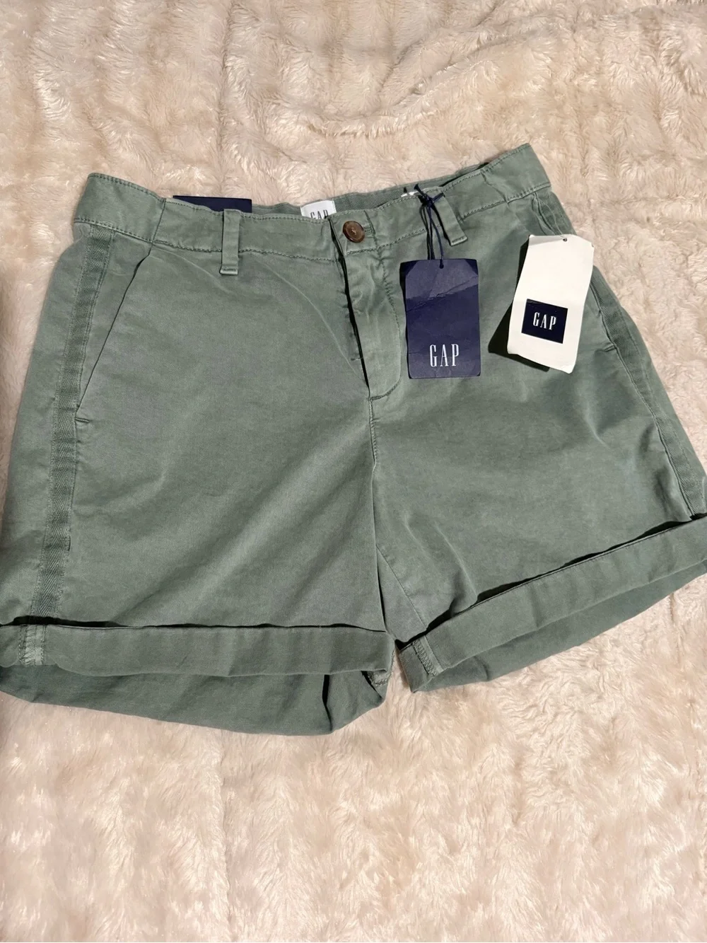 GAP Women's Olive Green Chino Shorts 4